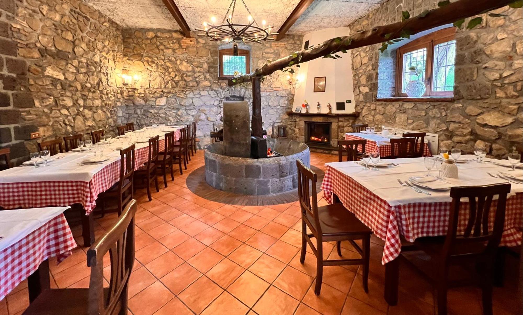 サンタガータ・スイ・ドゥエ・ゴルフィ Agriturismo Le Grottelleヴィラ エクステリア 写真